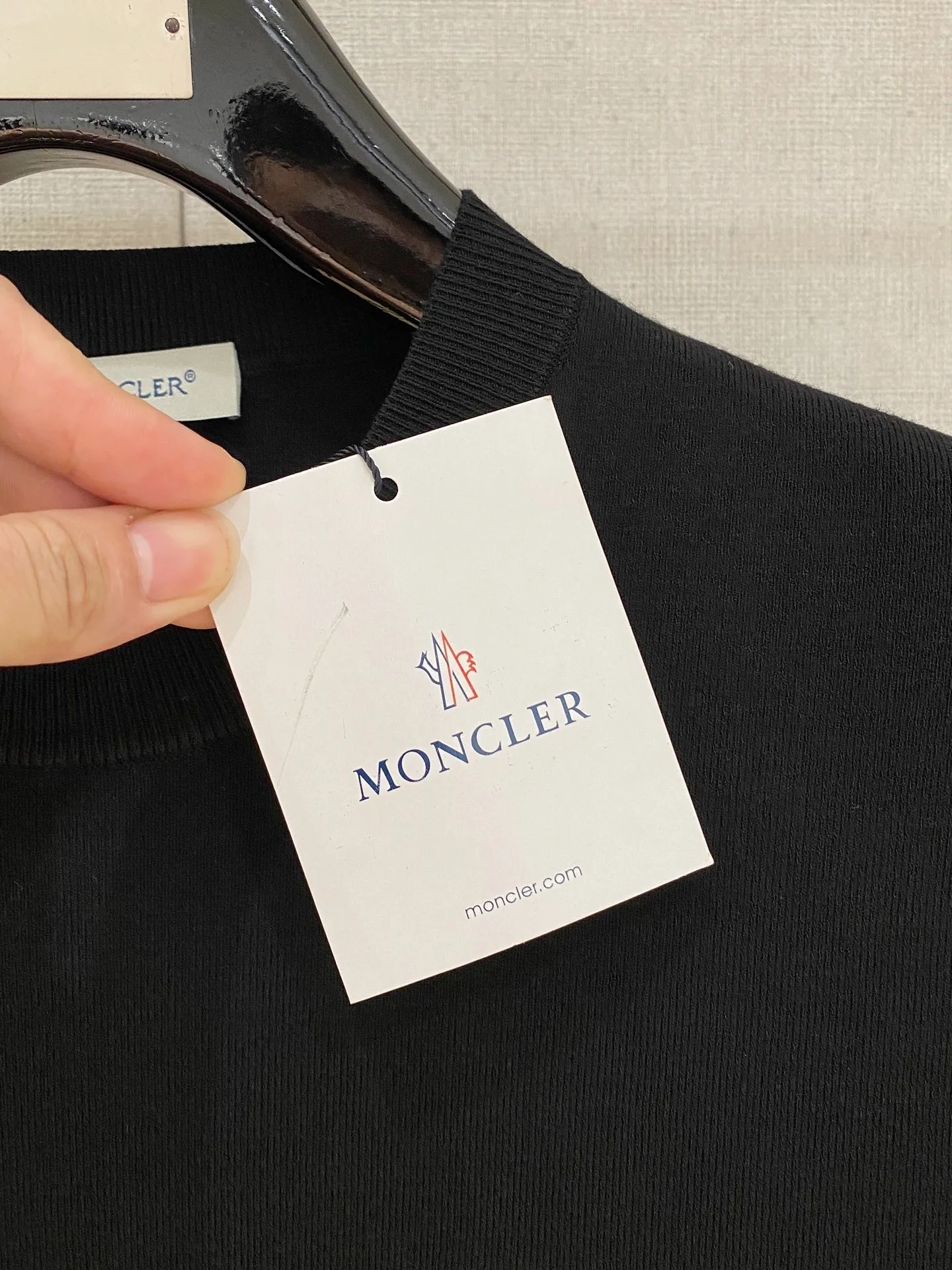 Moncler 2026 ， ， Breathable ， ， ， 。 ， ， ， ， ， 。 ， ， ， 。 Black ，Cream White ， ， 。 Sizes：M-4XL